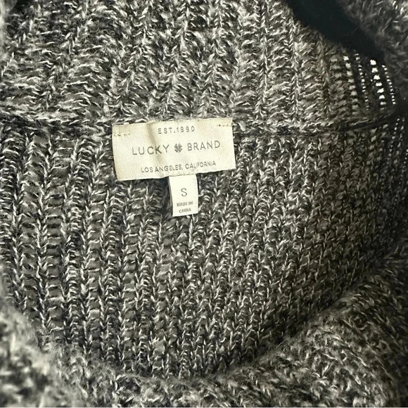 Lucky Brand Wool Mohair Blend Button Side Pull Over Cowl Neck Sweater Size Small - Picture 3 of 7